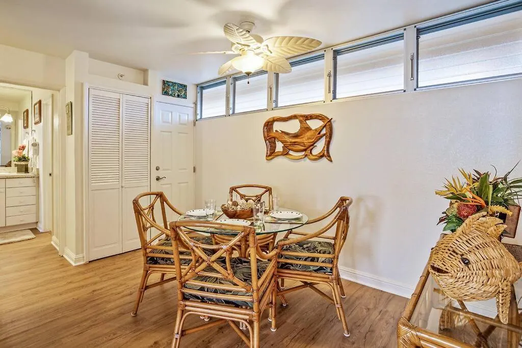 Royal Kahana 714- Updated Ocean View Hawaiiana Style 1 Bedroom Appartement