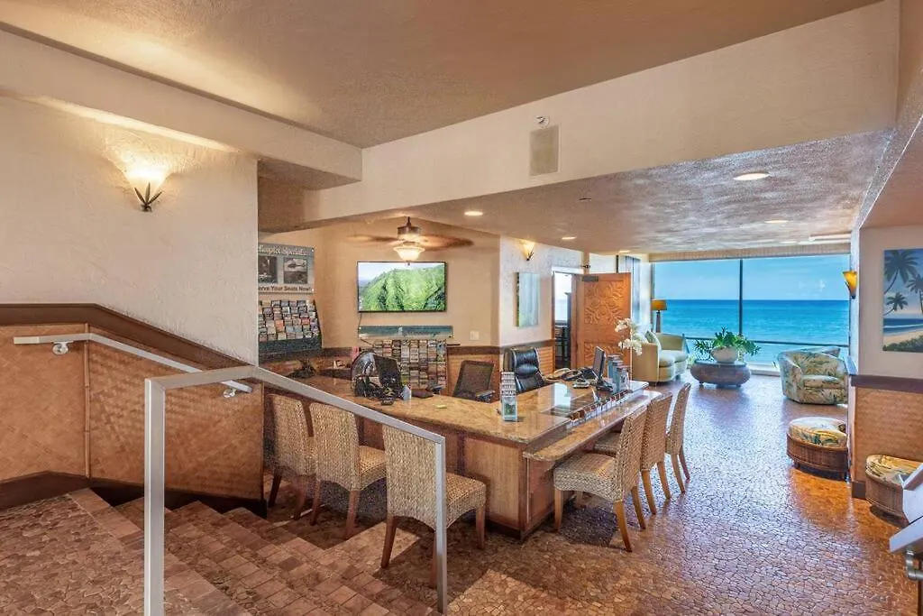Royal Kahana 714- Updated Ocean View Hawaiiana Style 1 Bedroom
